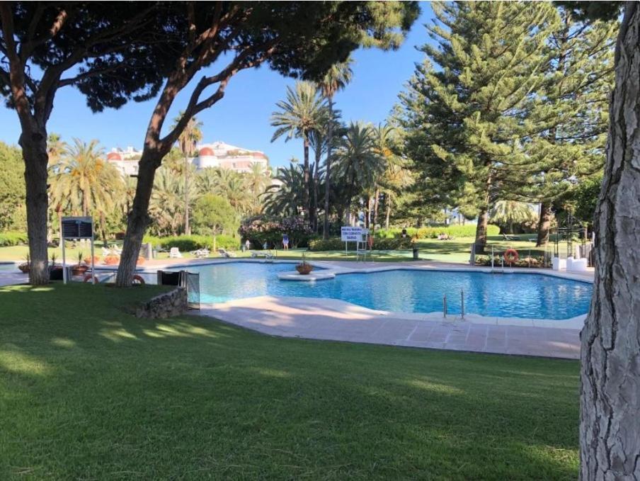 Playa Del Duque Apartment Ocean Club 1 Marbella Exteriör bild